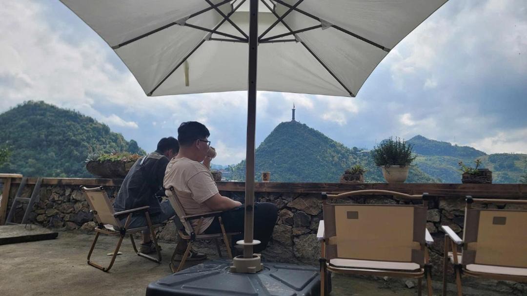 Photo of Others in Dong Van