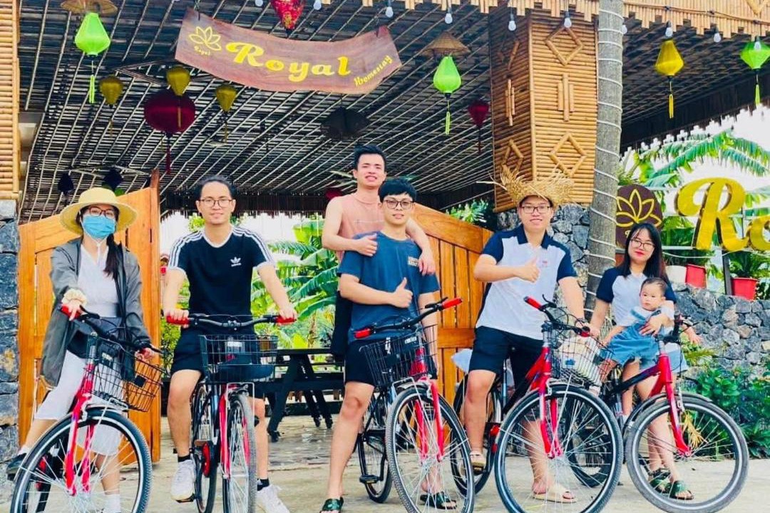 Photo of Others in Hoa Lu
