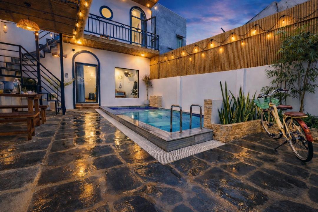 Photo of Patio Balcony in Old Quarter