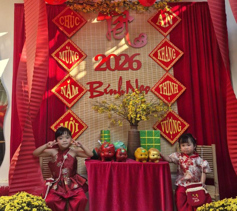 Photo of Others in Quan Tom
