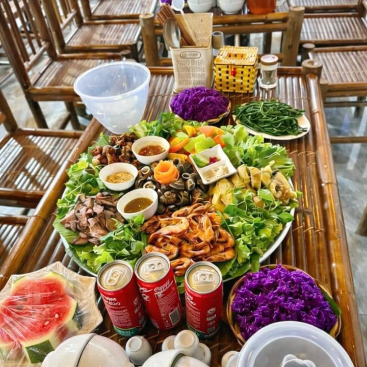 Photo of Others in Thach Thanh
