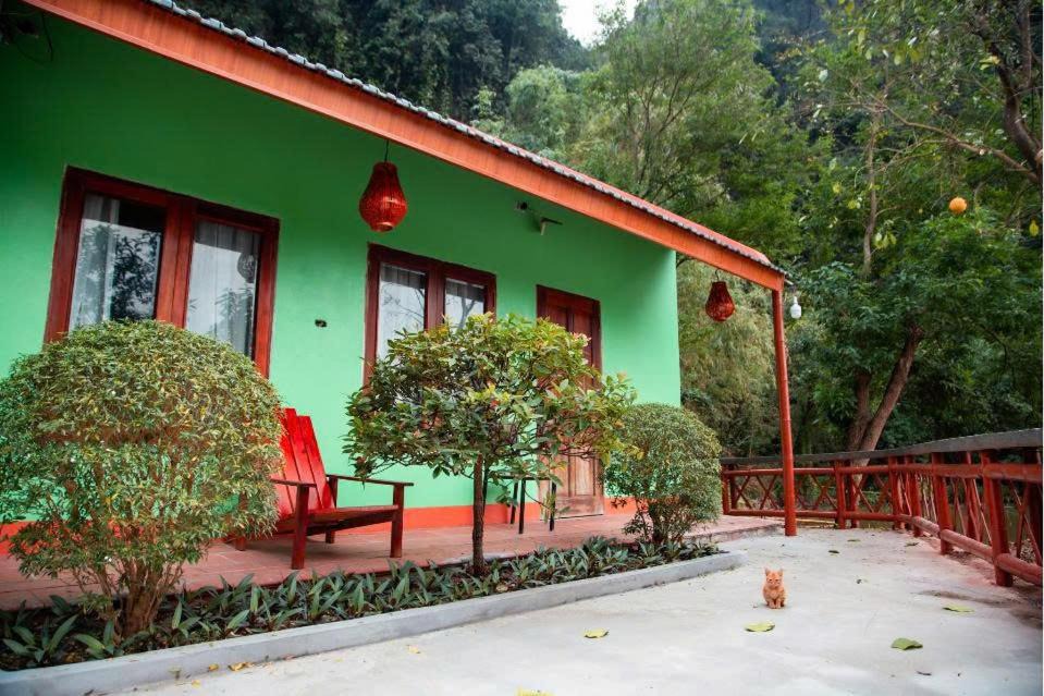 Photo of Others in Hoa Lu