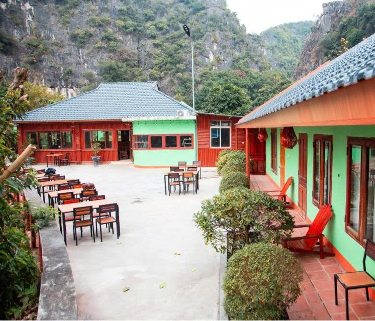 Photo of Others in Hoa Lu