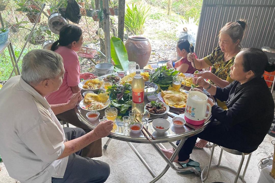 Photo of Others in Cho Lach