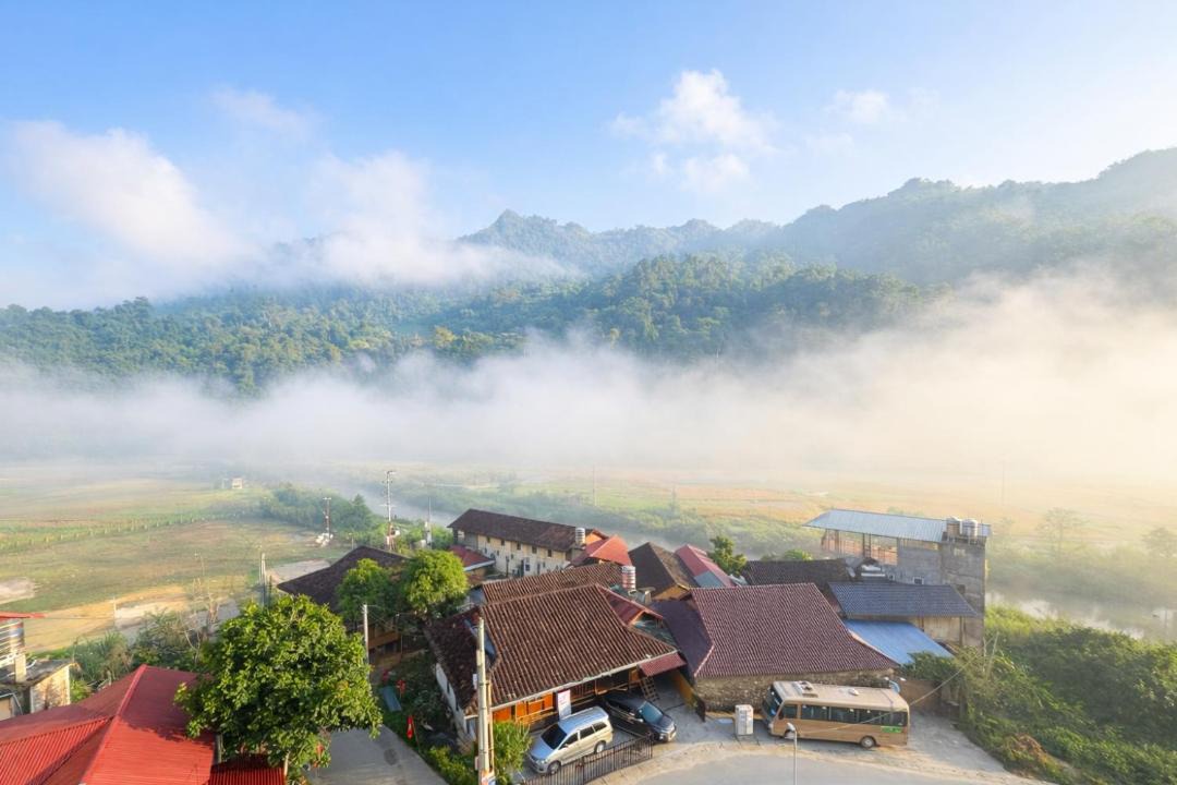 Photo of Others in Nam Mau