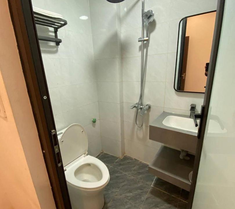Photo of Bathroom in Tay Ho
