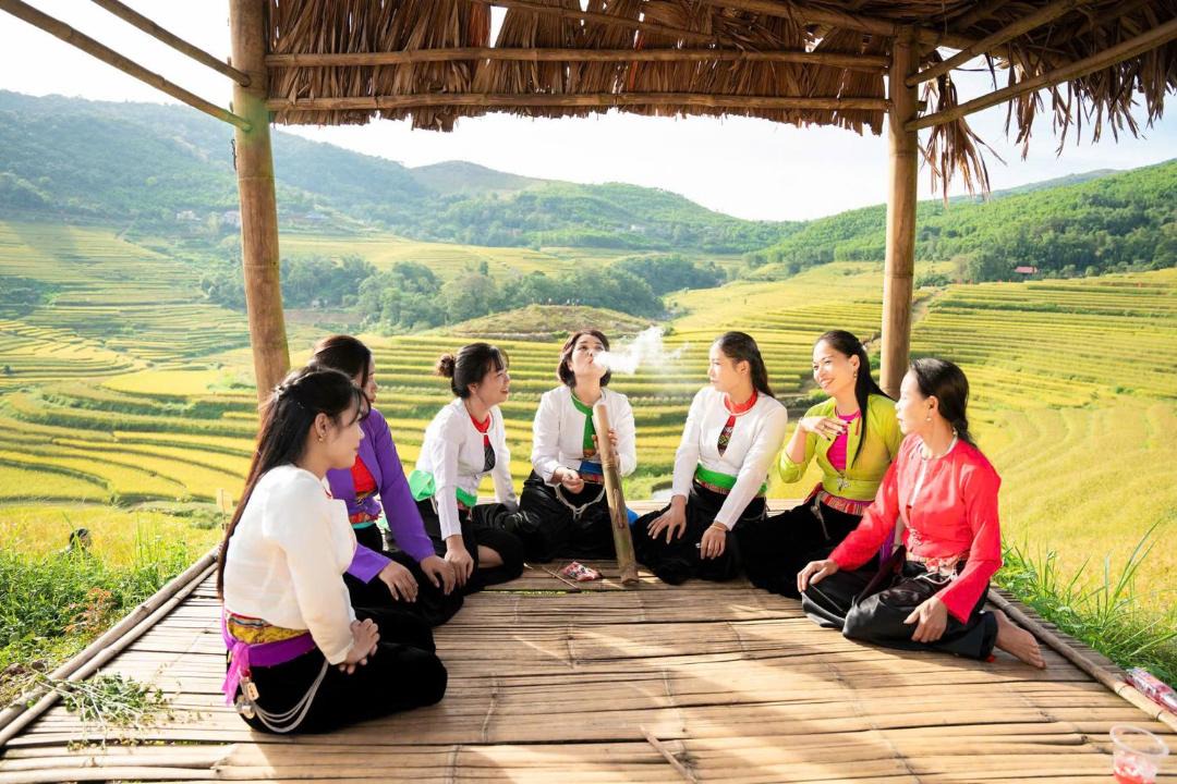 Photo of Others in Lac Son