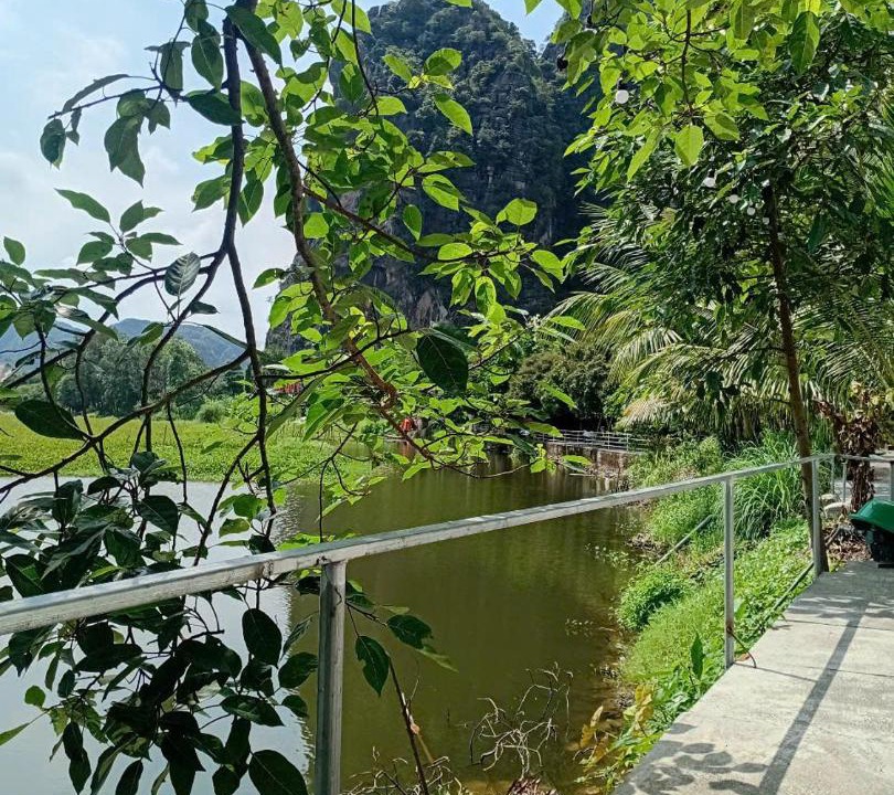 Photo of Others in Hoa Lu