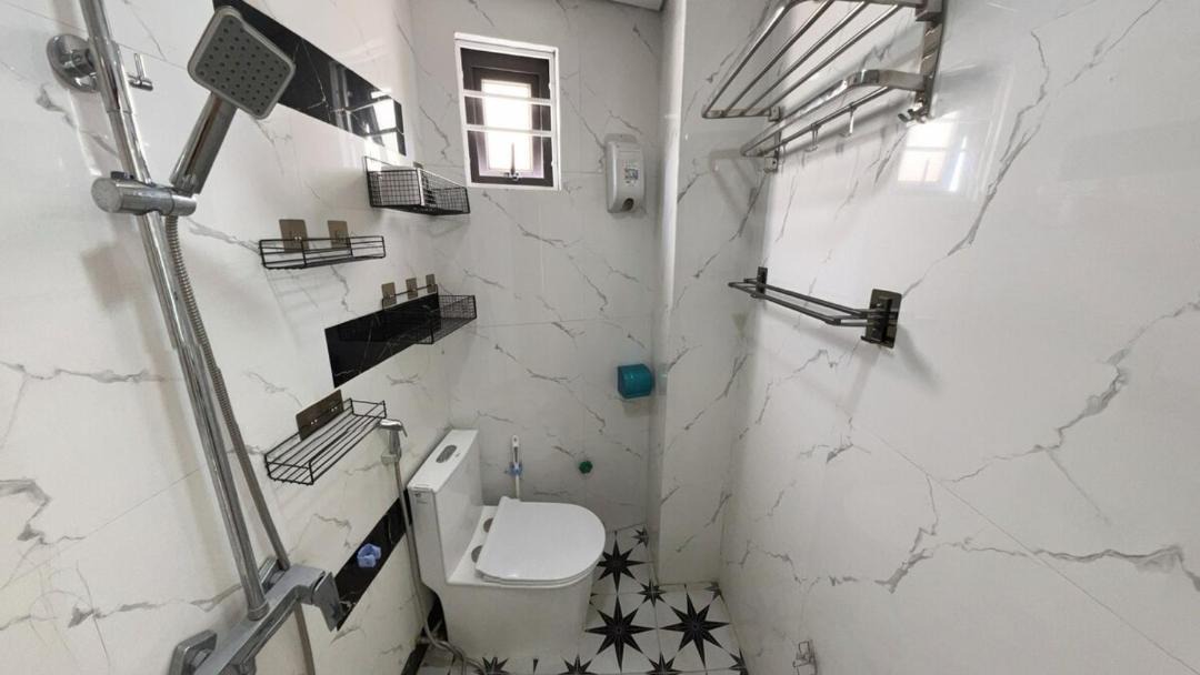 Photo of Bathroom in Van Mieu