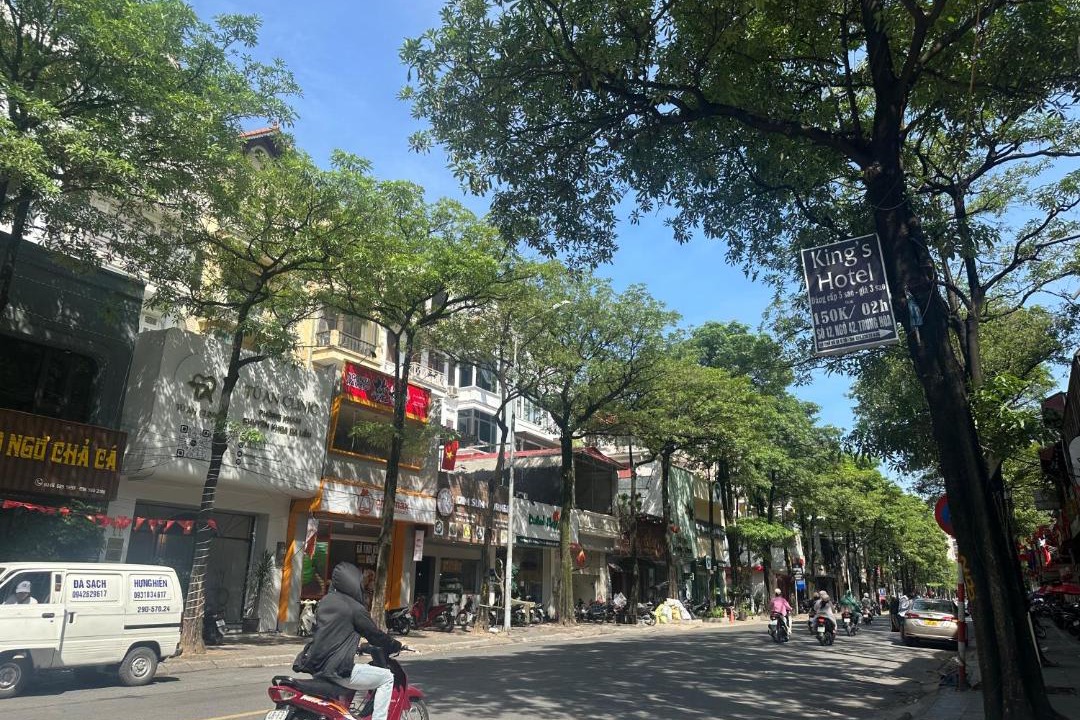 Photo of Others in Trung Hoa Nhan Chinh