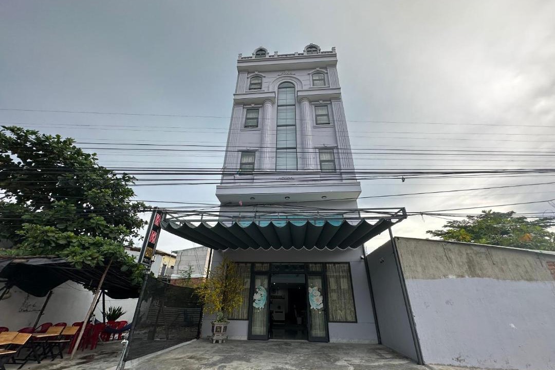 Photo of Buildings in Lien Chieu