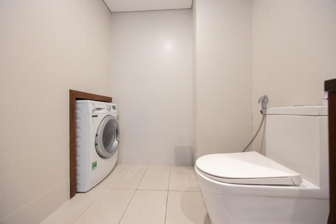 Photo of Bathroom in Tay Ho