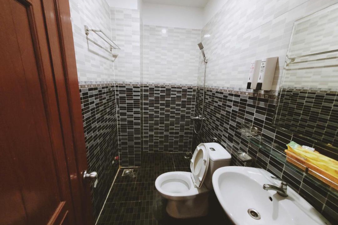 Photo of Bathroom in Phuong 15