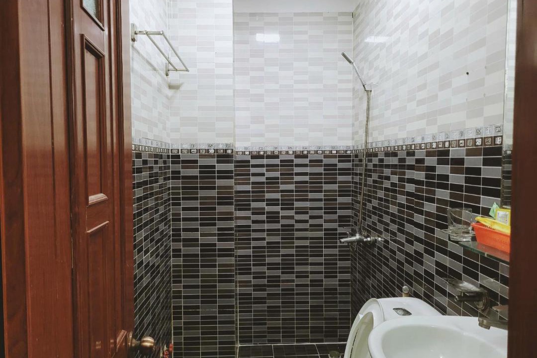 Photo of Bathroom in Phuong 15