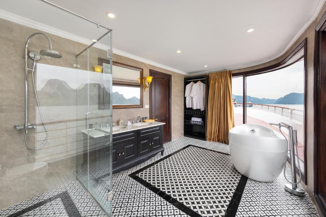 Photo of Bathroom in Ha Long