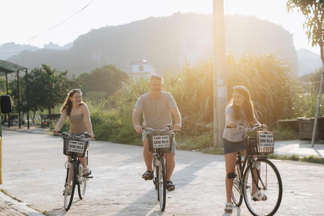 Photo of Others in Hoa Lu