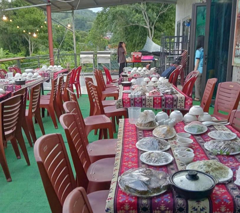 Photo of Others in Van Chan