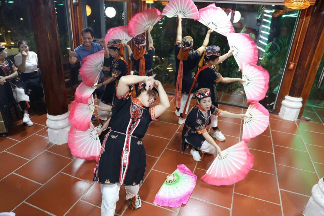 Photo of Others in Ngoi Tu