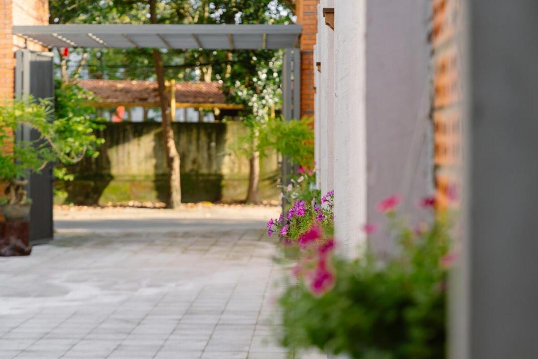 Photo of Others in Hue