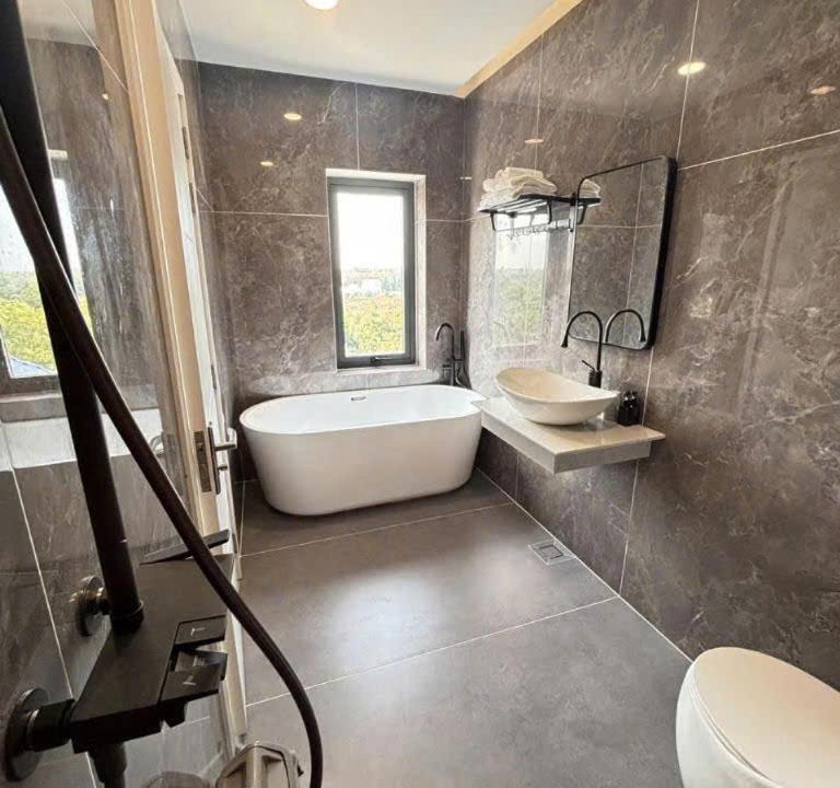 Photo of Bathroom in Trang Bang