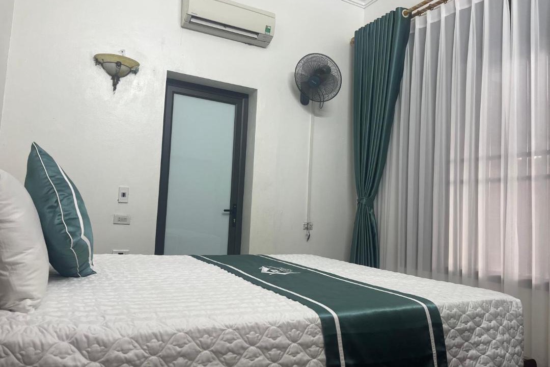 Photo of Bedroom in Hoa Lu