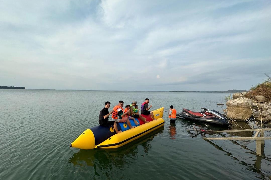 Photo of Others in Trang Bom