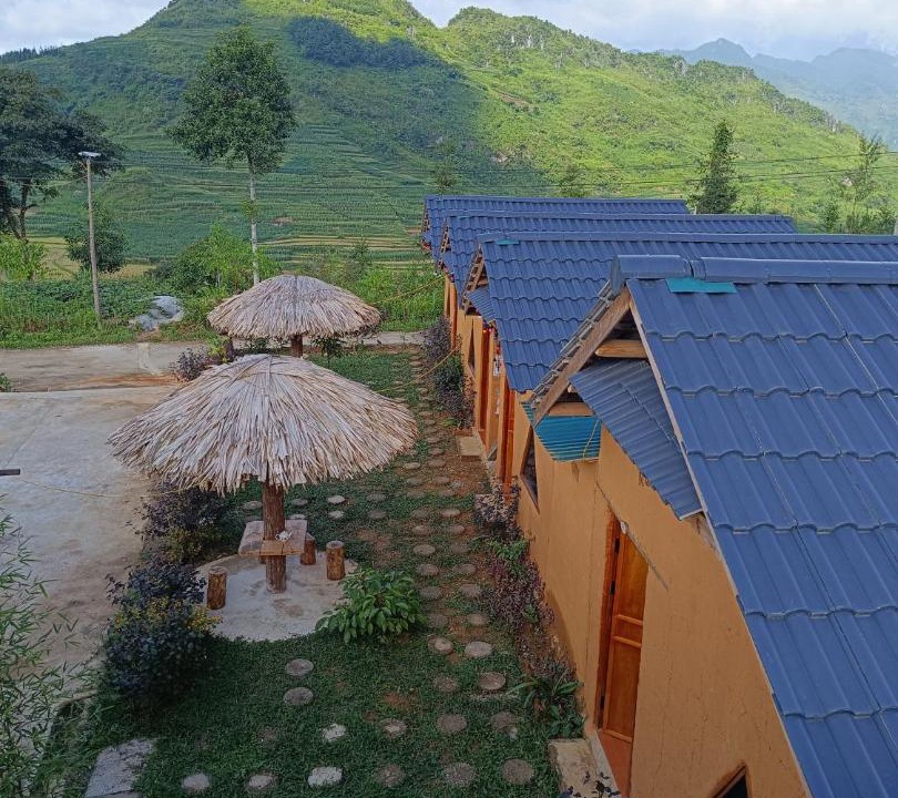 Photo of Others in Quan Ba