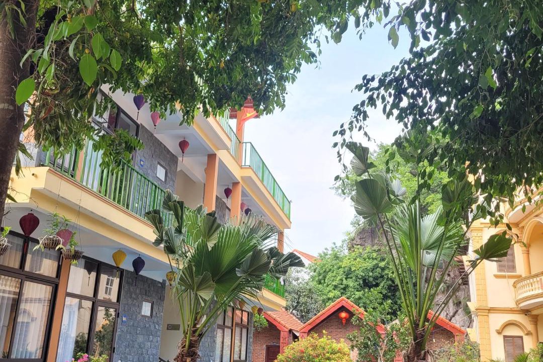 Photo of Others in Hoa Lu