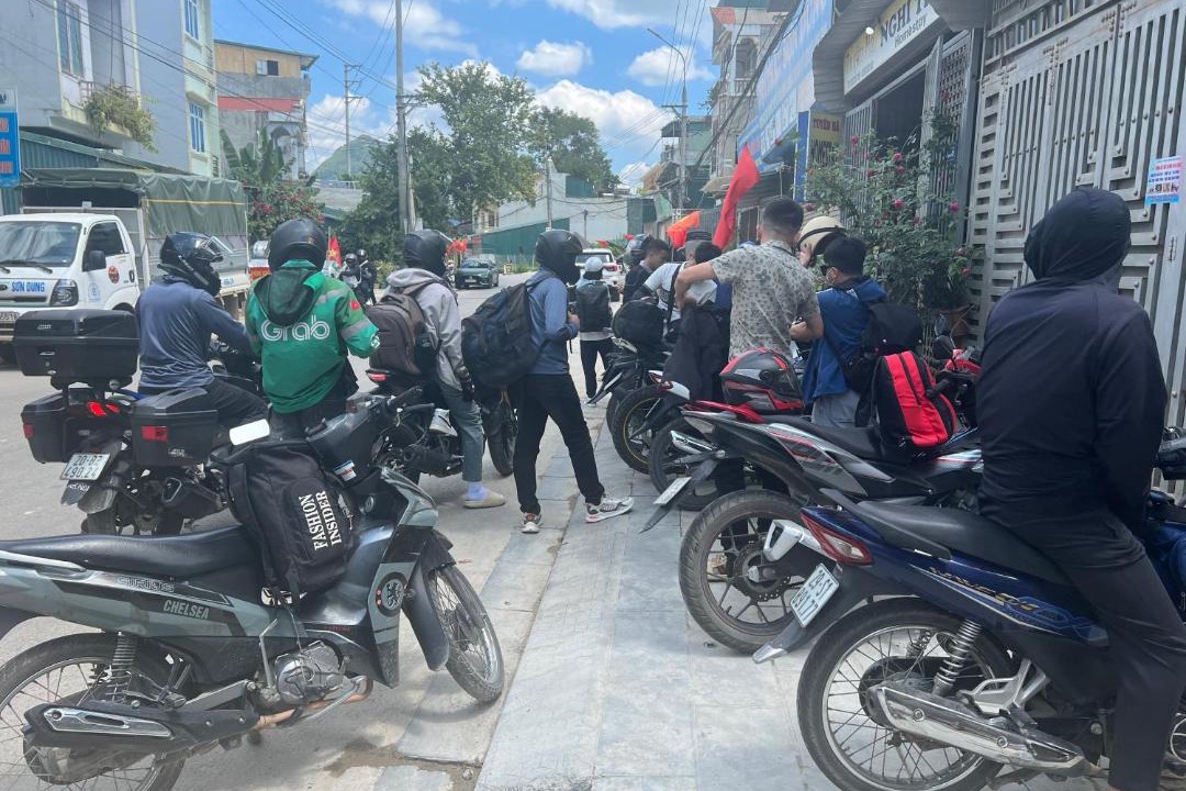 Photo of Others in Dong Van