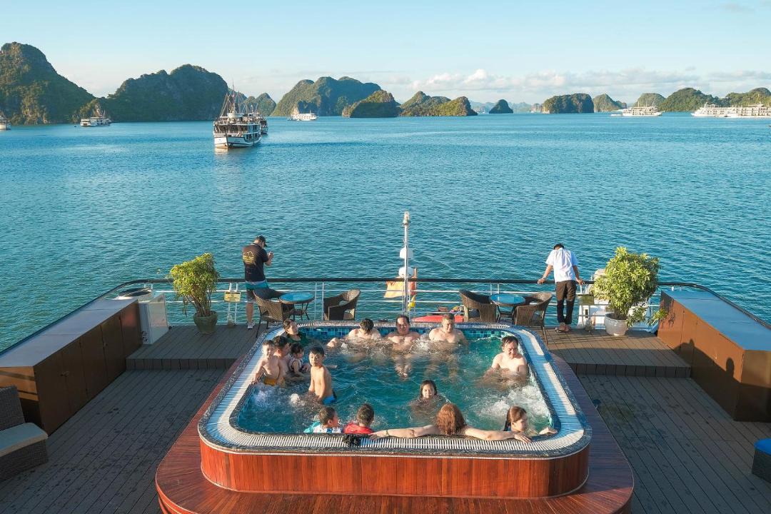 Photo of Others in Ha Long