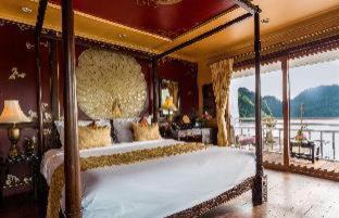 Photo of Others in Ha Long