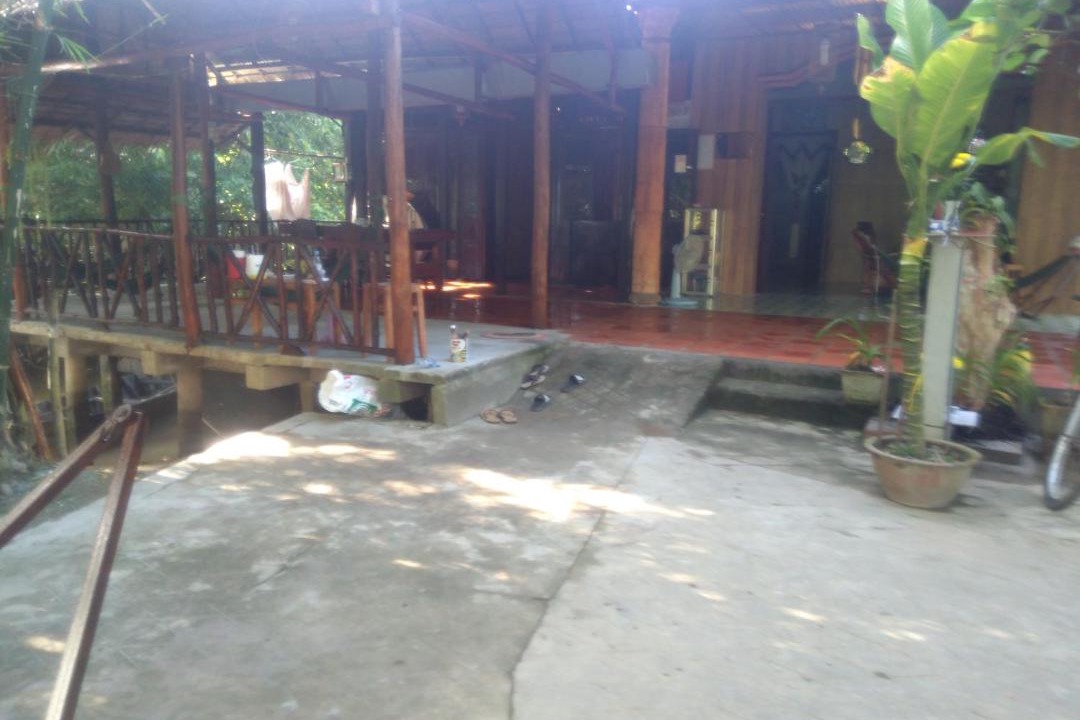 Photo of Others in Long Ho