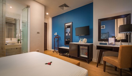 Junior Double Room, City View