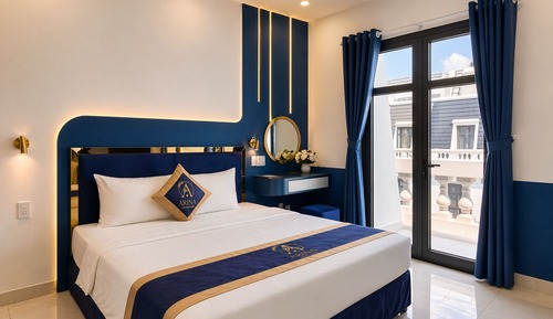 Deluxe Room, 1 Queen Bed, Balcony, City View