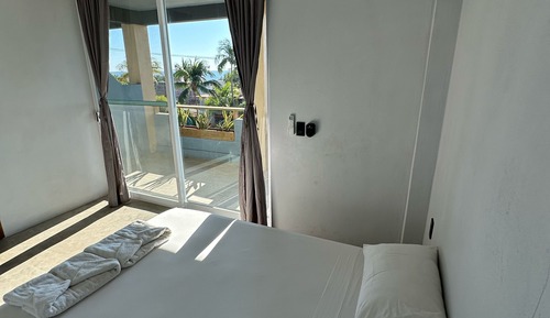 Deluxe Room, 1 Queen Bed