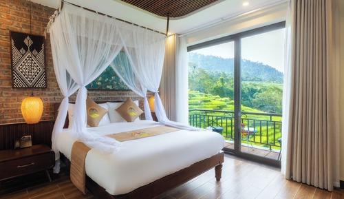 Deluxe Room, Non Smoking, Mountain View