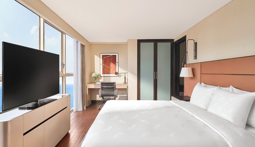 Suite, 2 Bedrooms (Dual Level, 2 King)