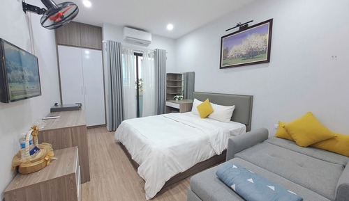 Economy Triple Room