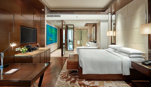 Deluxe Room, 1 King Bed, Non Smoking