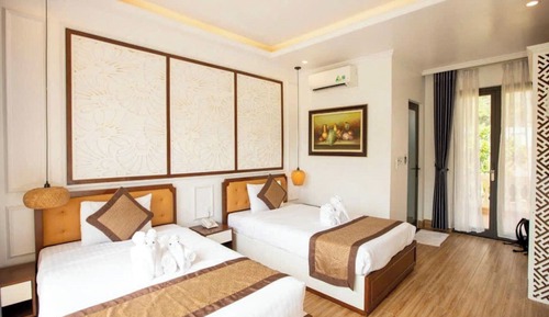 Superior Twin Room