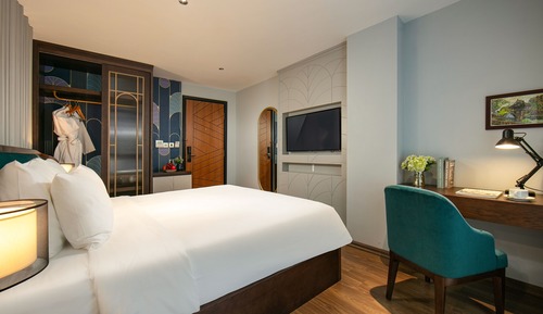 Deluxe Double Room, City View