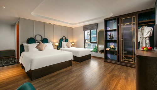 Family Room, City View