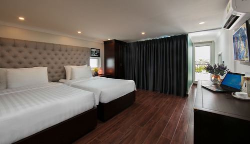 Family Suite, Connecting Rooms, City View
