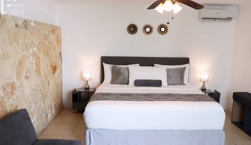 Comfort Double or Twin Room, Ensuite, Poolside