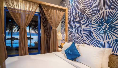 Beach Front Villa with Private Pool King Bed