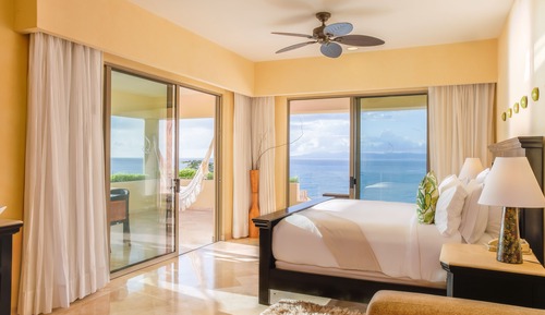 Honeymoon Suite