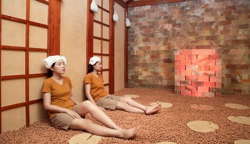 Deluxe Twin Ocean View includes unlimited Jjimjilbang Spa