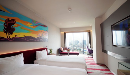 Superior Room, 2 Twin Beds, City View