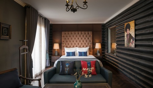 Executive Suite, Terrace, Mountain View