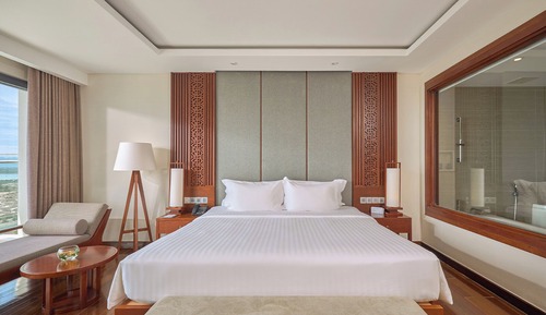 Deluxe Double or Twin Room, Partial Sea View